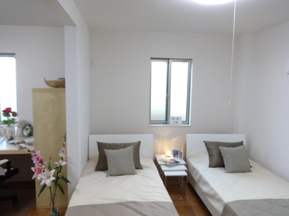 Non-living room. Indoor (10 May 2013) Shooting