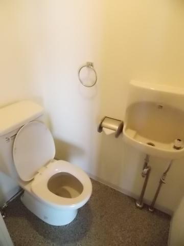 Toilet