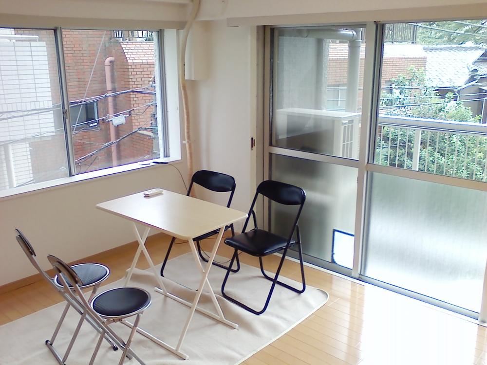 Non-living room. Bright sunshine drenched from two-sided window (October 2013 shooting)