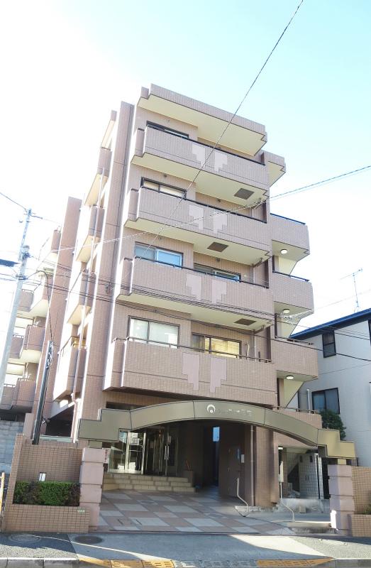 Local appearance photo. local