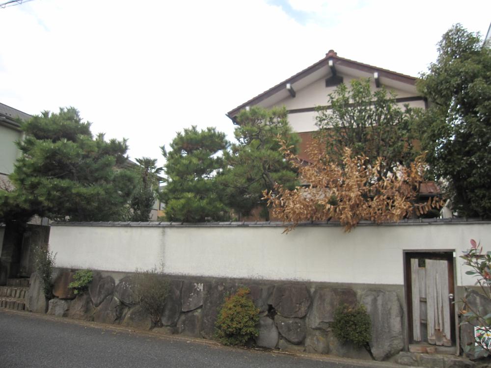 Local land photo. Local (12 May 2013) Shooting