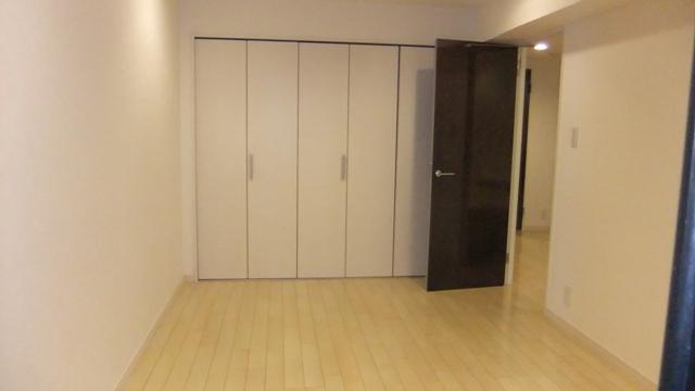 Other. Western-style (12 May 2013) Shooting