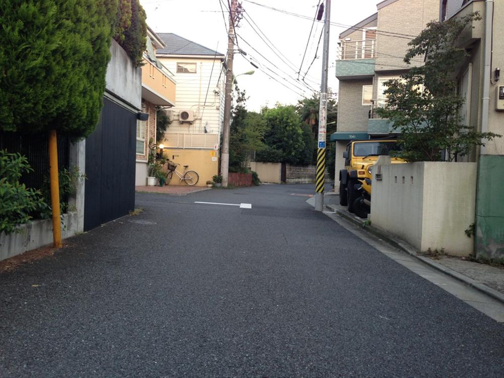 Local photos, including front road. Local (September 2013) Shooting