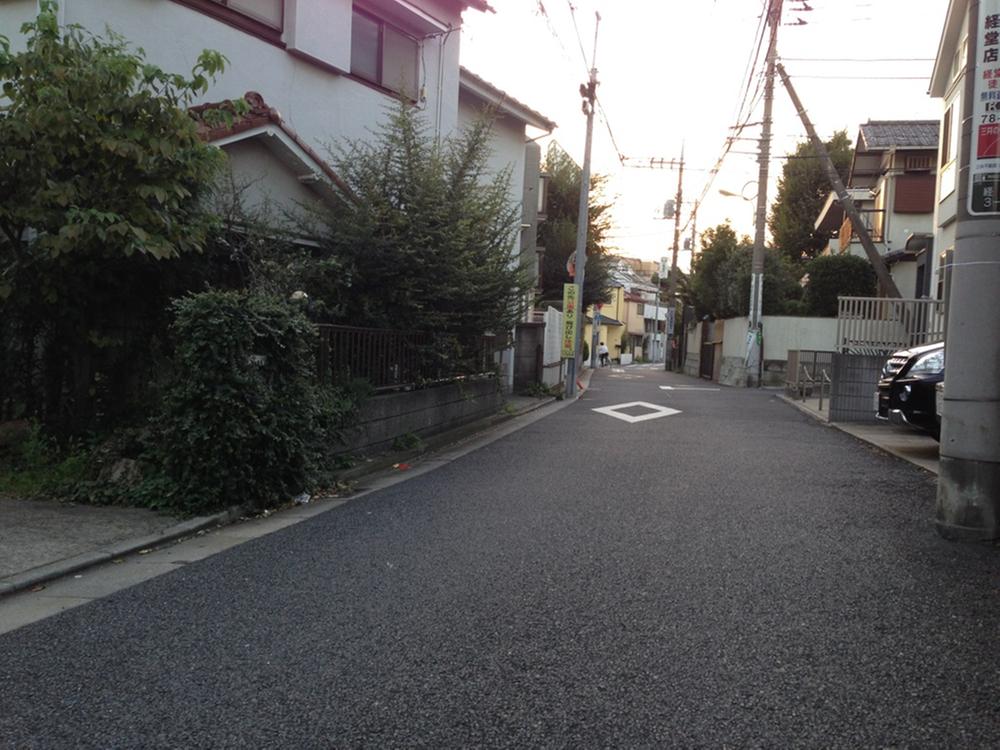 Local photos, including front road. Local (September 2013) Shooting