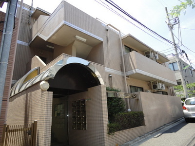 Entrance. appearance