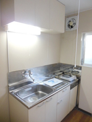 Kitchen. Dishes get on kitchen space