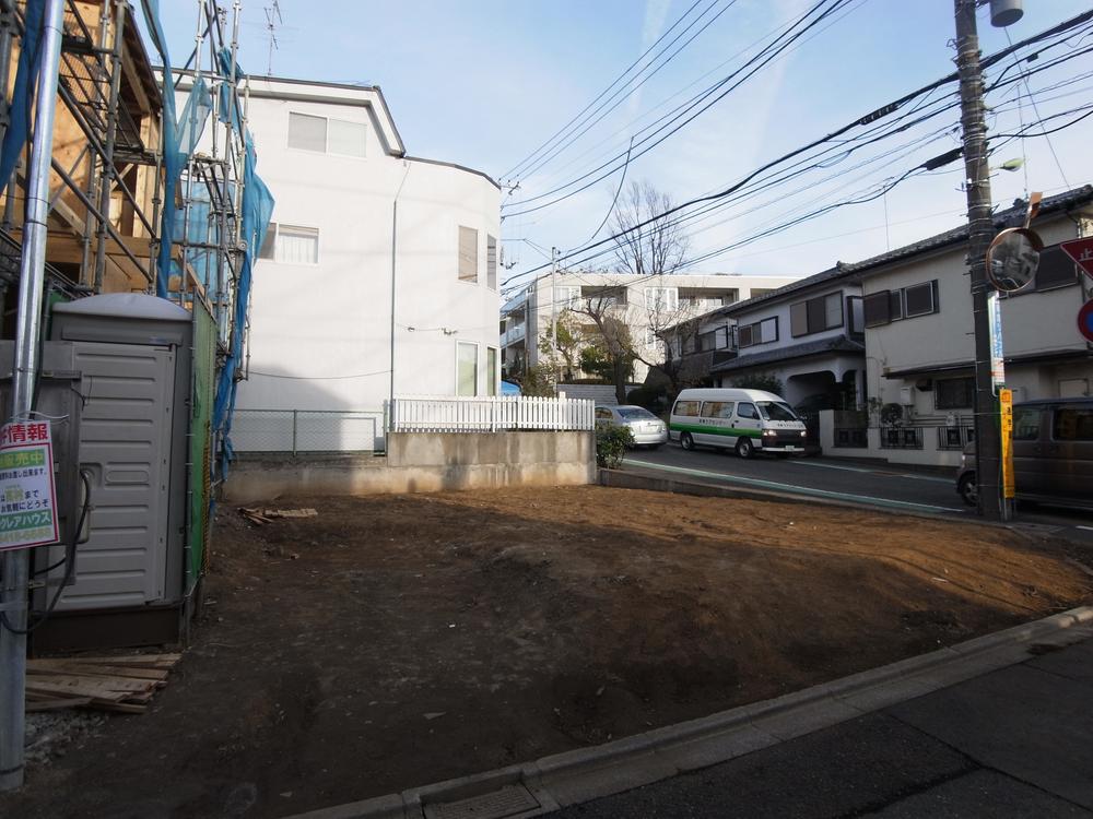 Local land photo. Local (12 May 2013) Shooting