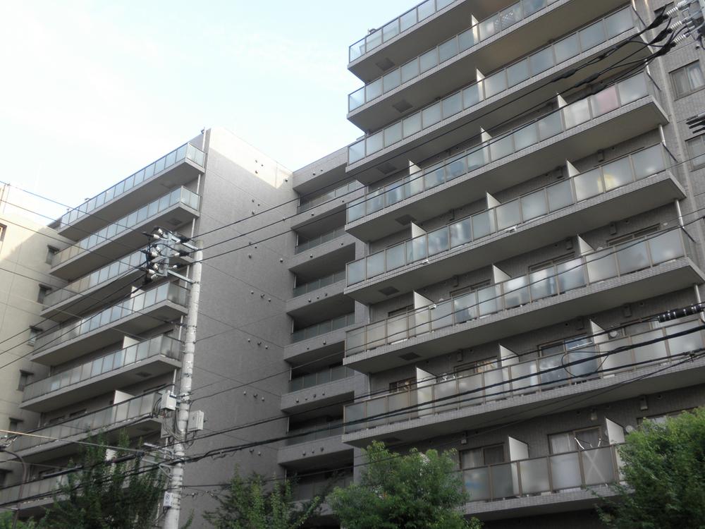 Local appearance photo. Local (10 May 2013) Shooting