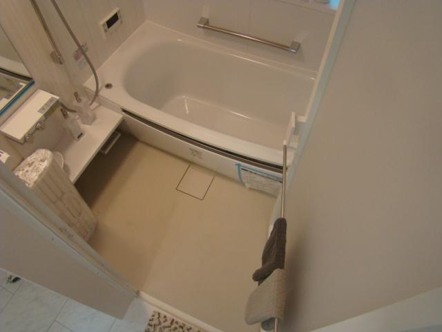 Same specifications photo (bathroom). Same specifications