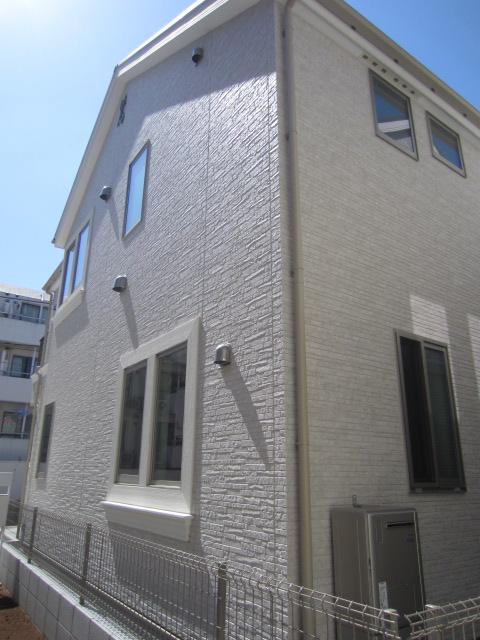 Same specifications photos (appearance). Specification of the outer wall of luxury (September 2013 shooting)