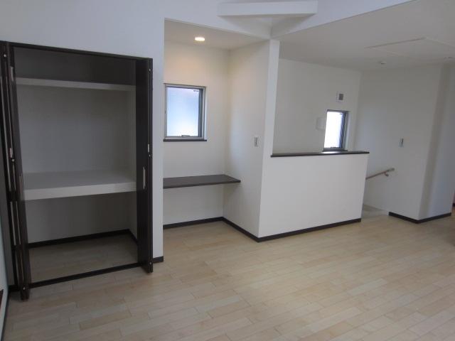 Receipt. Easy-to-use next to the living room storage (September 2013 shooting)