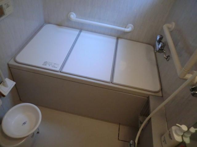 Bathroom. Indoor (April 2013) Shooting