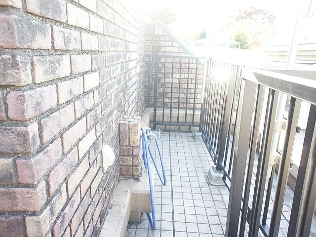 Balcony. Local (November 19, 2013) Shooting