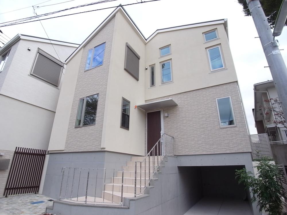 Local photos, including front road