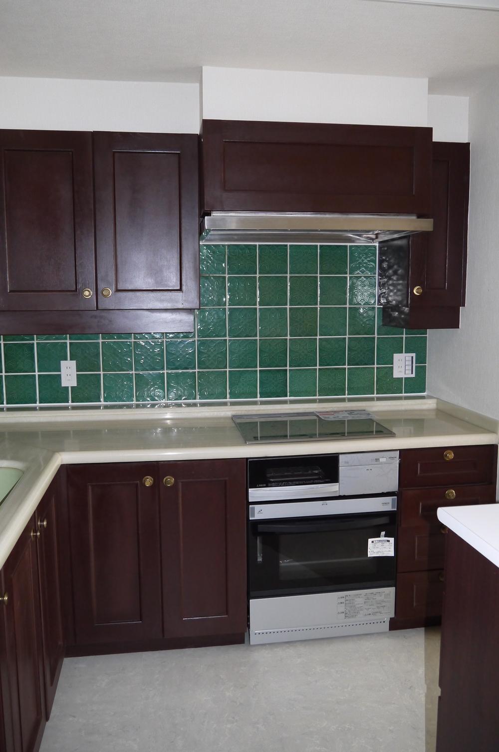 Kitchen. Indoor (July 2013) Shooting