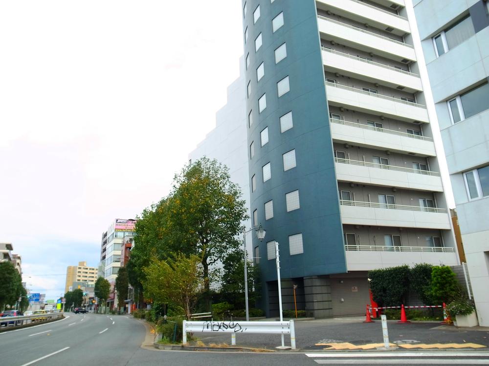 Local appearance photo. Local (11 May 2013) Shooting