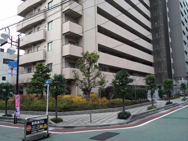 Local appearance photo. Local (12 May 2013) Shooting