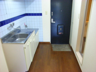 Entrance. Accent blue line ☆