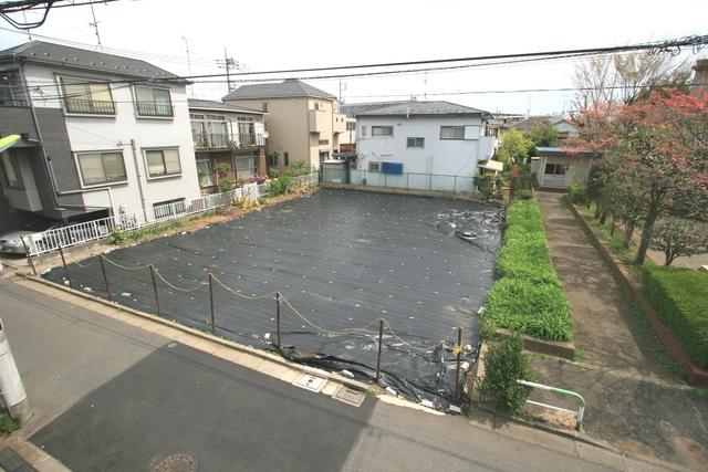 Local land photo. The entire local