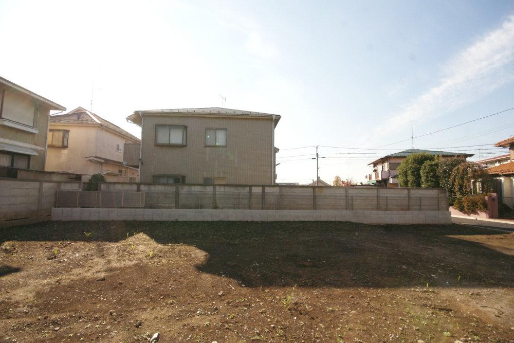 Local land photo. In the vicinity of the Property, "AiKureen", There is a "Soshigaya park", And green, Play with the children, Jogging, etc., And to enrich the day-to-day life. 