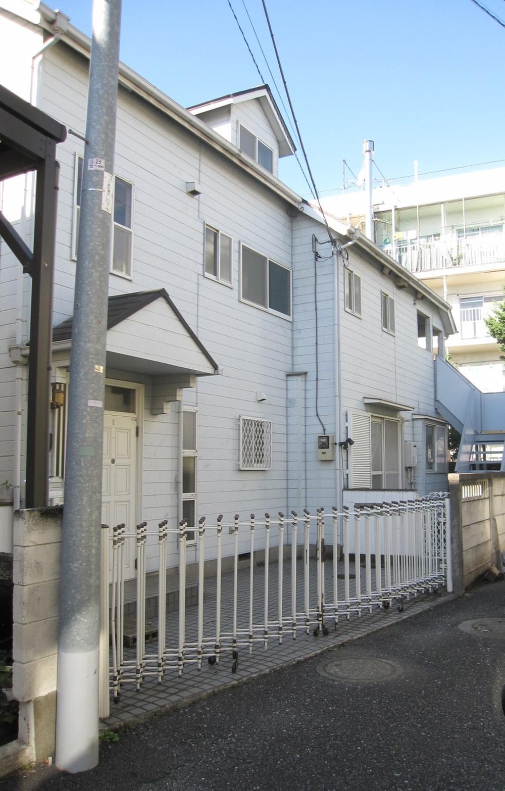 Local land photo. Local (10 May 2013) Shooting