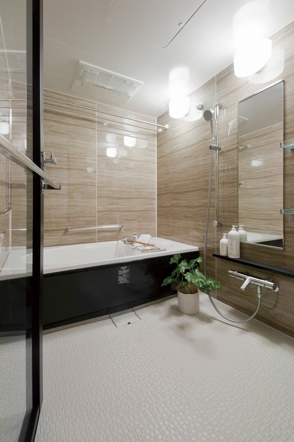 In the bathroom of the hotel-like design, Standard equipped with a mist sauna