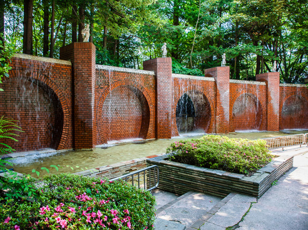 Surrounding environment. Kibogaoka park (about 740m from the local Sakura Garden ・ A 10-minute walk / About 690m from local maple Garden ・ A 9-minute walk)
