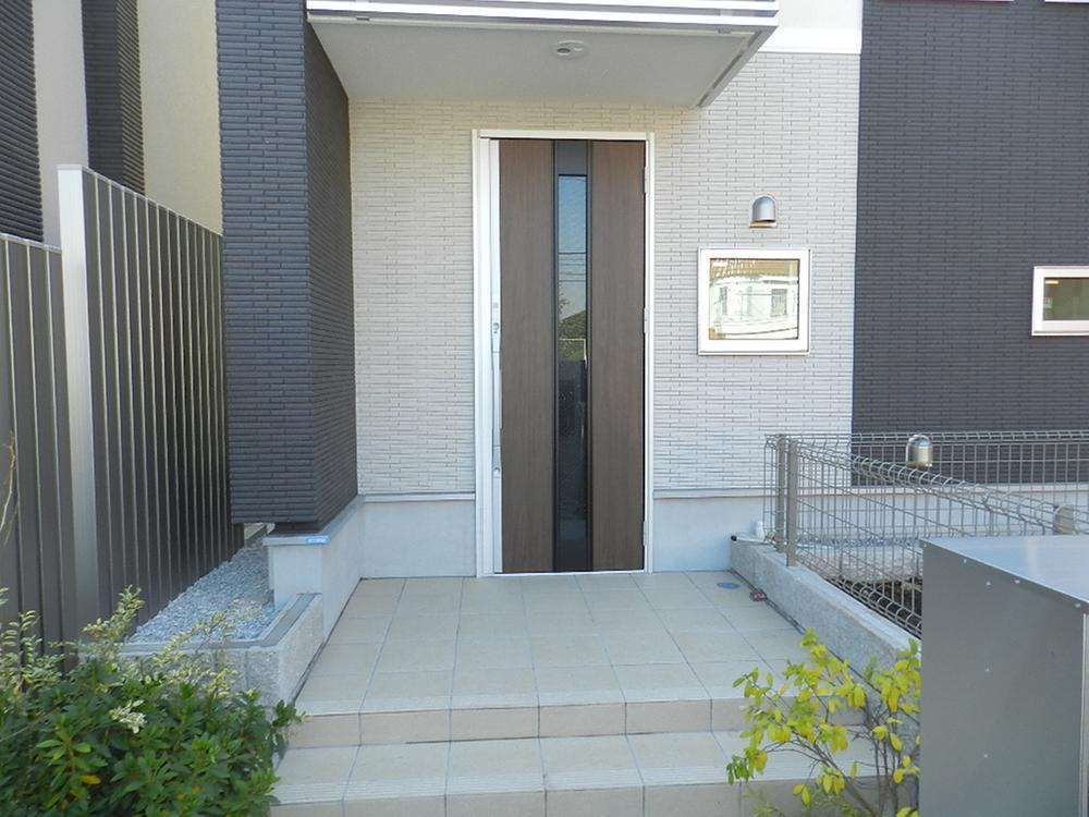 Local appearance photo. Local (12 May 2013) Shooting