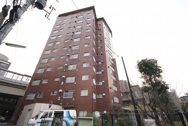 Local appearance photo. Local (12 May 2013) Shooting