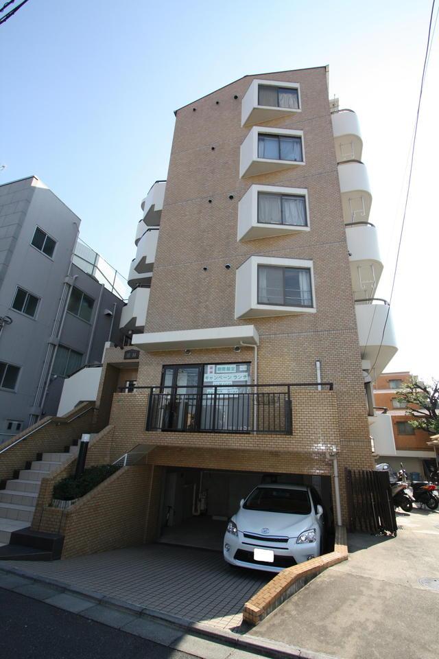 Local appearance photo