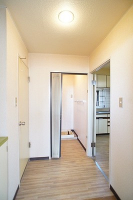 Entrance. Entrance hall of the room ☆