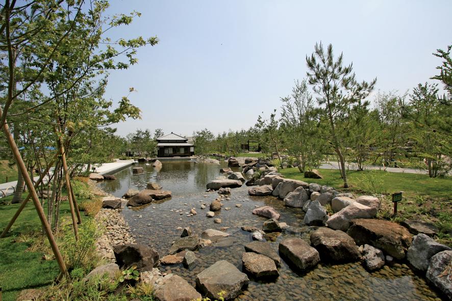 park. Futakotamagawa to the park 1440m 2013 years May shooting