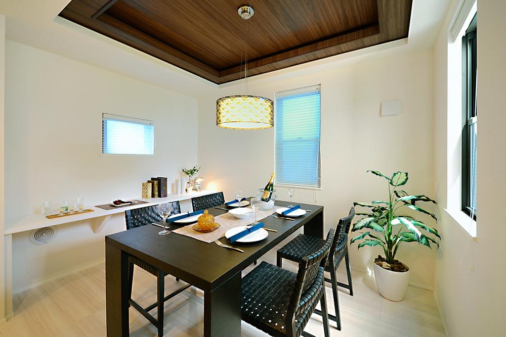 Non-living room. Spacious dining which arranged the counter of the multi-purpose space. <1 Building dining) October 2012 shooting)