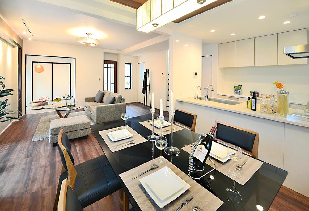 Kitchen. Model house 18 Building Living ・ dining ・ Kitchen (October 2013) Shooting