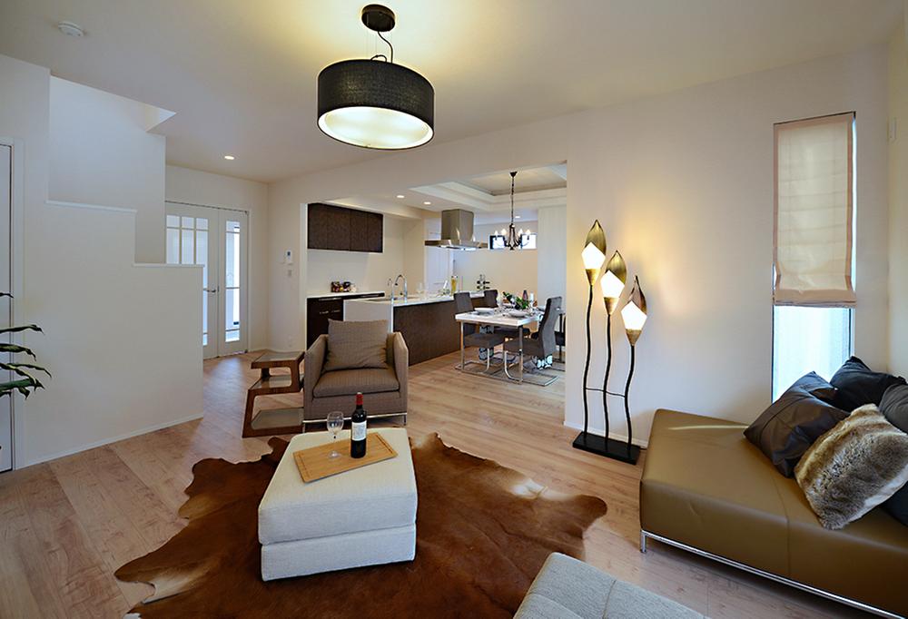 Living. Model House Building 2 living ・ dining ・ Kitchen (2013 November shooting)