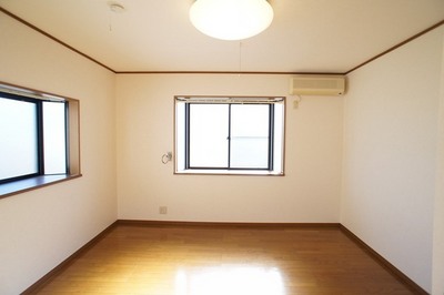 Living and room. Bright two-sided lighting Western-style ☆