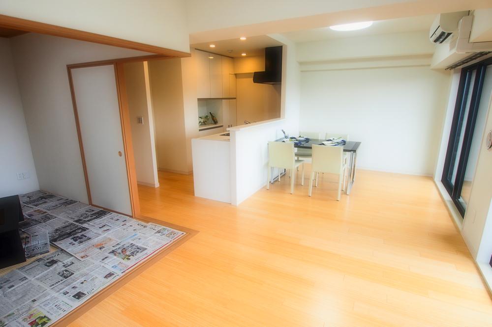 Living. Indoor (12 May 2013) Shooting