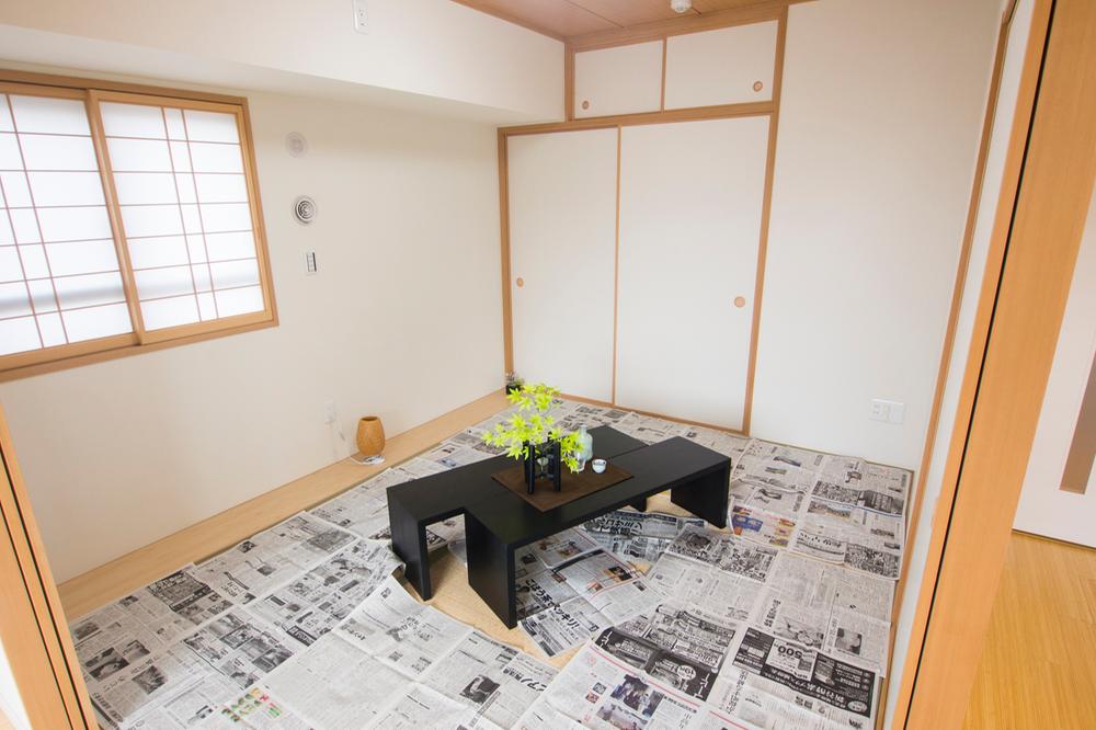 Non-living room. Indoor (12 May 2013) Shooting