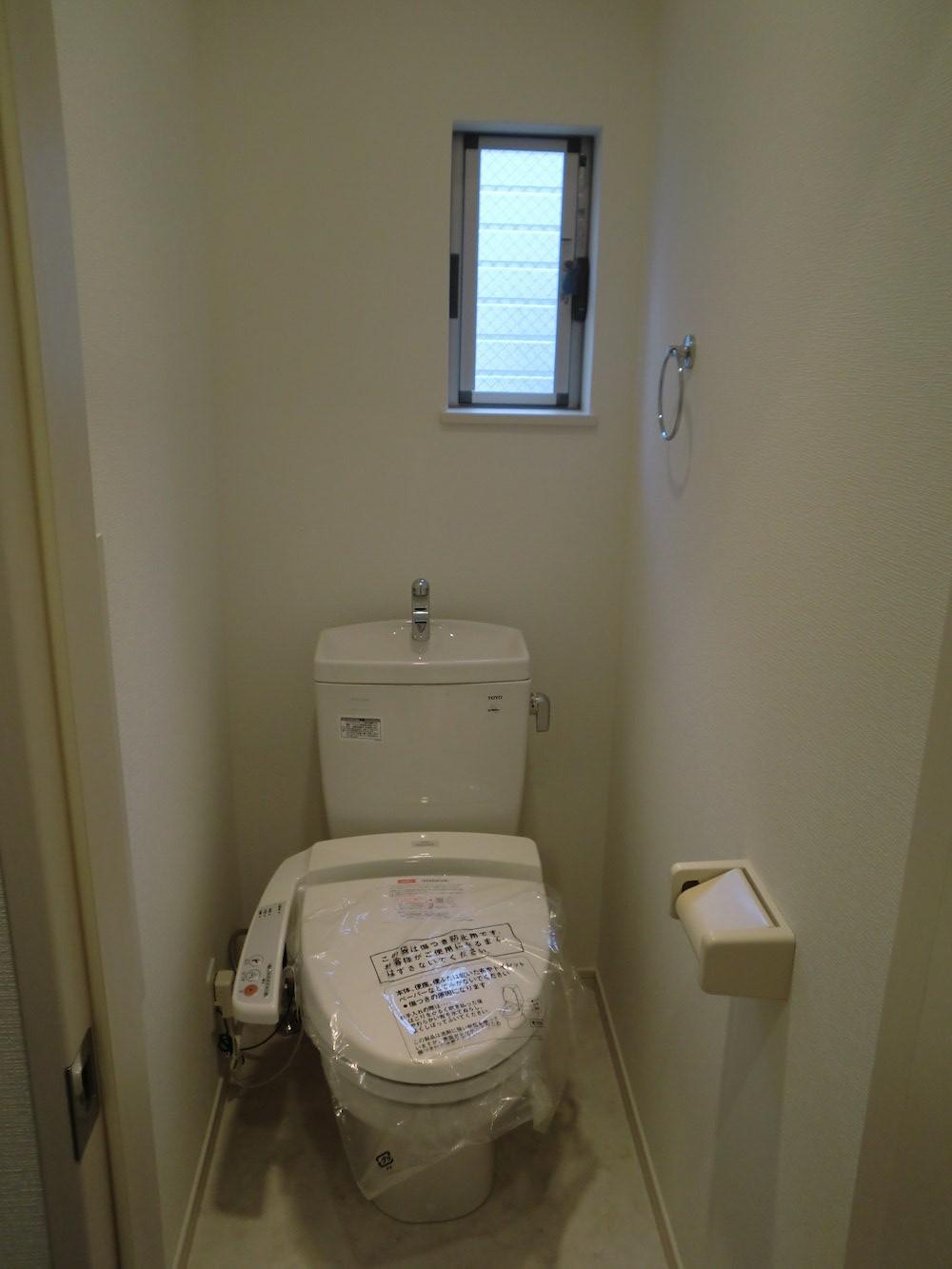 Same specifications photos (Other introspection). It is a free space that can be the one of the time cherish. (Example of construction)