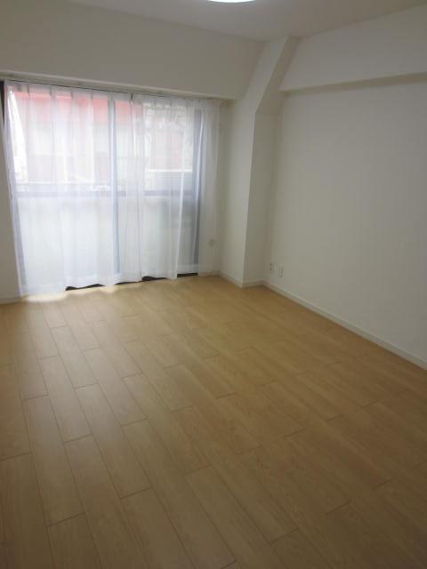 Non-living room. Room (August 2013) Shooting