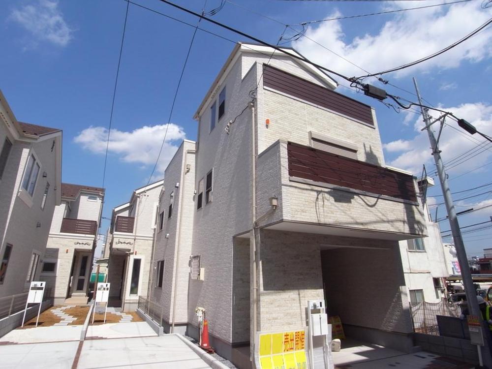 Local appearance photo. Indoor (September 2013) Shooting