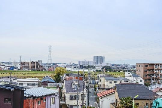 View photos from the local. Vista from local site. From the ground surface of about 1.7m A picture taken in the height. Second floor or building, The view from the roof, such as a balcony, It will be better. 