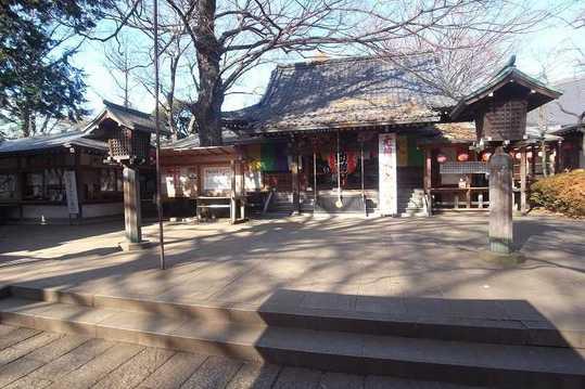 Other. Todoroki Fudo About 800m from local  New Year is full of people of the New Year's visit to a Shinto shrine