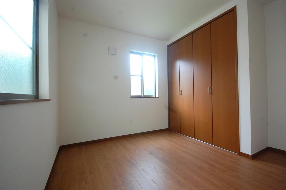 Same specifications photos (Other introspection)