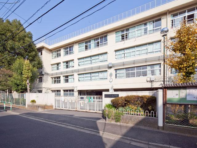 Junior high school. 1260m to Setagaya Ward Kamisoshigaya Junior High School