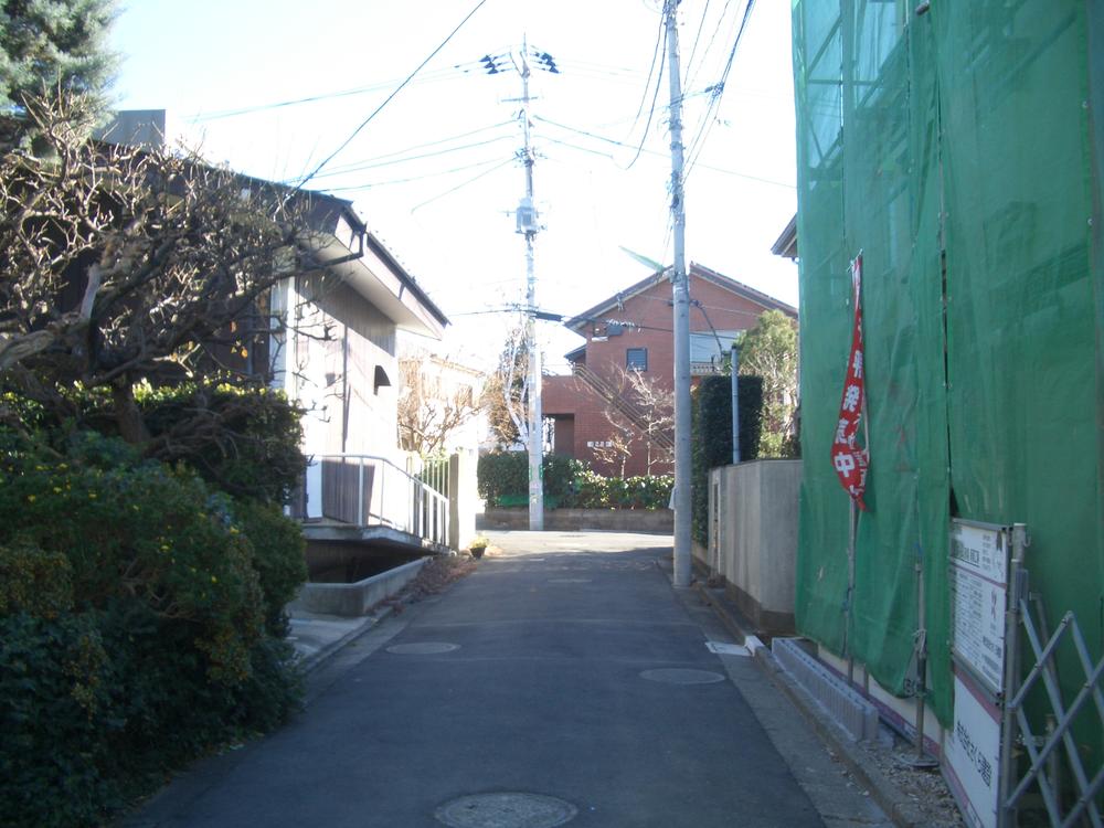 Local photos, including front road. Local (12 May 2013) Shooting