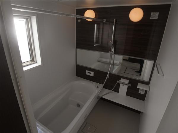 Bathroom. Bathroom 2013 / 06 shooting