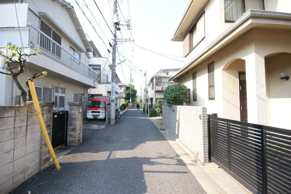 Local photos, including front road. It is a quaint town. 