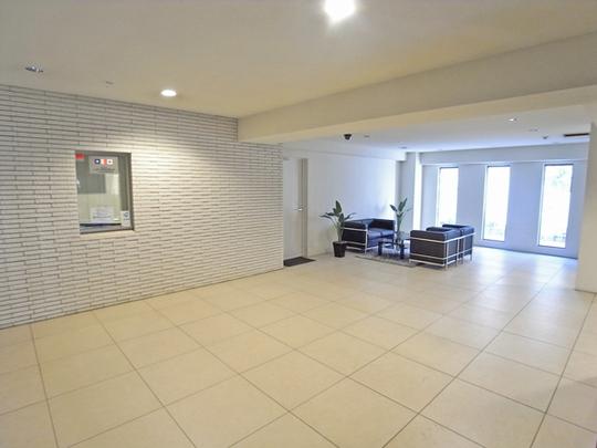 lobby. Beautifully managed lobby