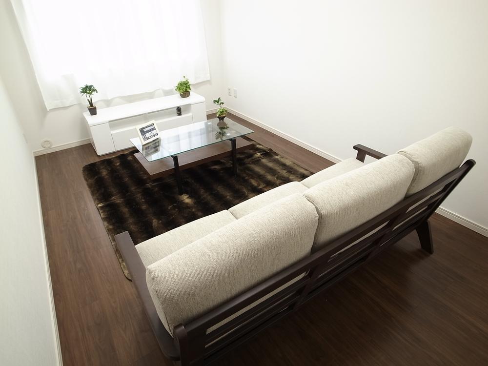 Non-living room. Western-style was nestled a large closet (1) (furniture ・ Accessories with sales)